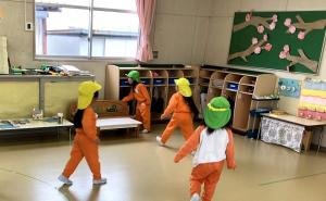 かくれんぼの画像