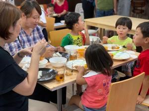 こども食堂の様子2