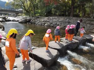 中ノ島公園で遊ぶ画像