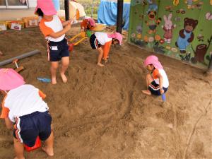 砂遊びの画像3